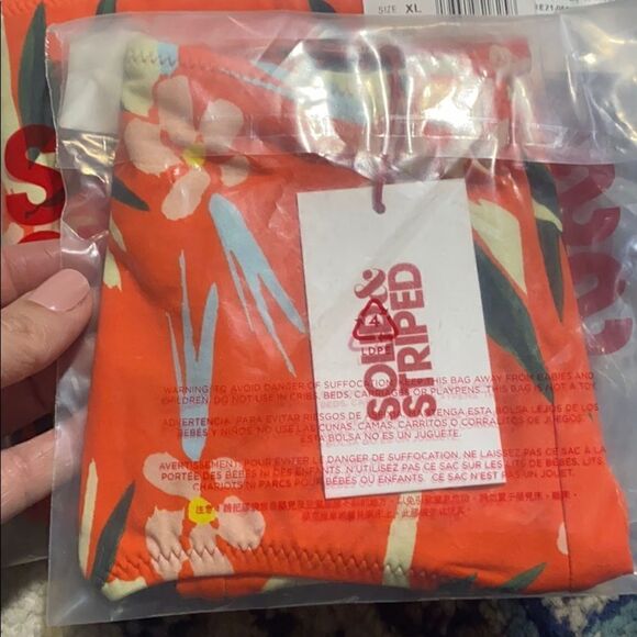 SOLID AND STRIPED - Ginger Bottom Vida Floral - Picture 5 of 5